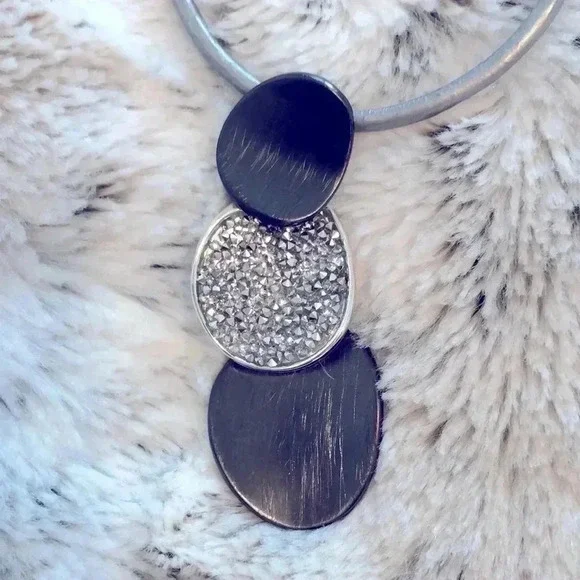 Liberty Woman Silver Statement Necklace - Picture 4 of 4